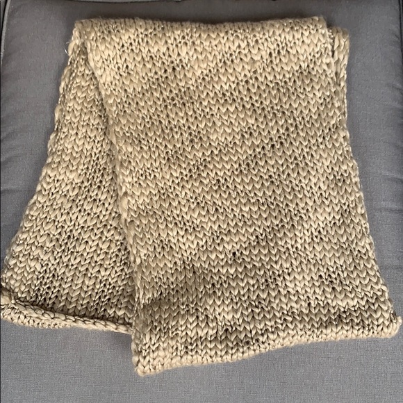 Bcbgeneration Thick And Thin Infinity Loop Scarf - Picture 3 of 6